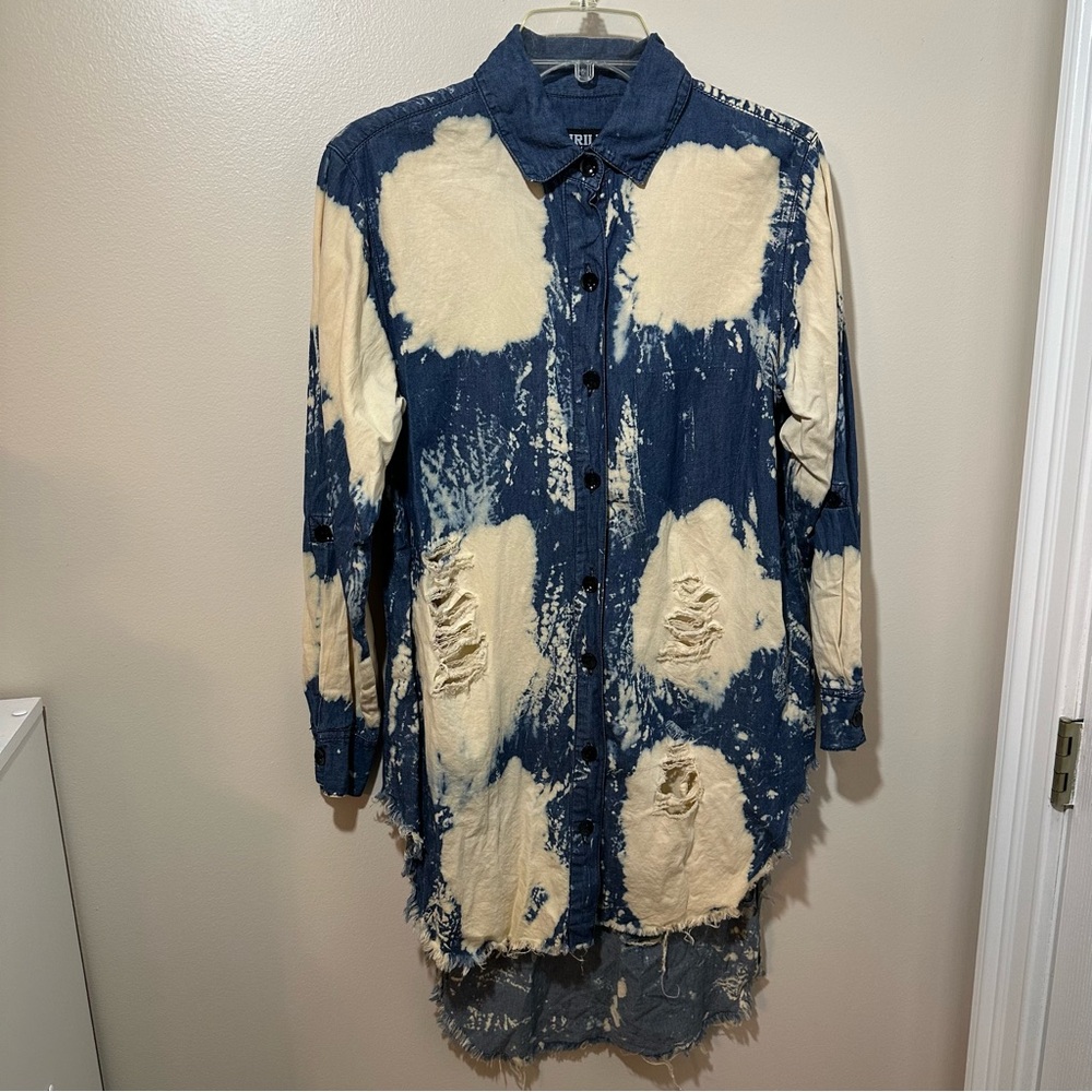 Thrill Jeans Women Large Button Up Hi Low Shirt Bleach Denim Distressed Grunge